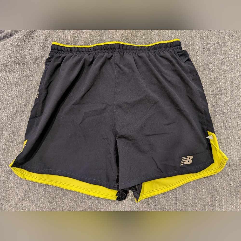 New Balance Men's Medium Black and Yellow running Shorts